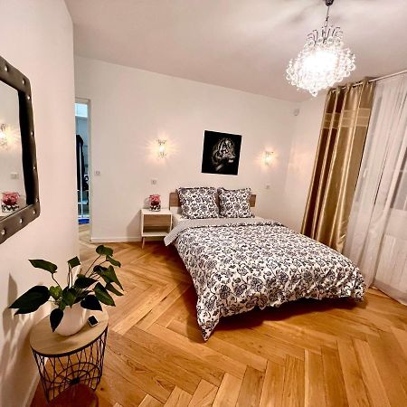 Alexandru Home Boissy-Saint-Léger Екстериор снимка