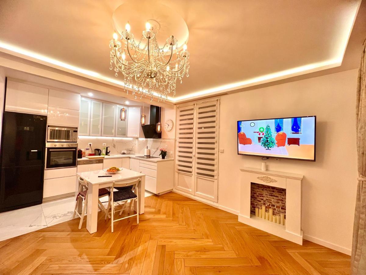 Alexandru Home Boissy-Saint-Léger Екстериор снимка